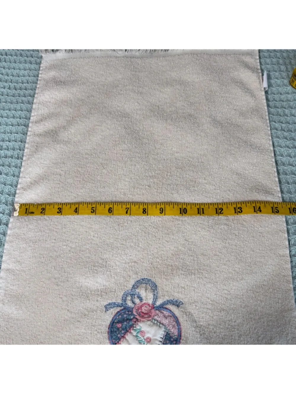 Vintage Cannon 2 Kitchen Hand Towels Fringe Cottage Granny Goose Embroidered 90s